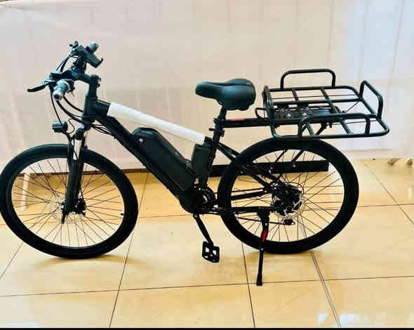 يا الله مجموعه بايسكلات جديد شحن سكليتر ومساعد بايدر الحجم 26 
ينفع الى شركات التوصيل والدلفري والطلبيات بايك ممتاز اكوالتي جدآ عالي 
بطاريه 36 V
10 Amp
Speed 40 
Motor 500 Watts
Removable battery
طلبيه من الامارات السعر 400$ واصل الى بغداد 
مدة الوصول 15 يوم  للأستفسار وات ساب
***********
