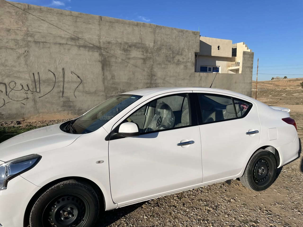 صني ٢٠٢١ للبيع ماشي ٧٠ الف على وضع الشركة طخم تايرات جديد وبطارية جديد والصدر على وضع الشركة ***********
