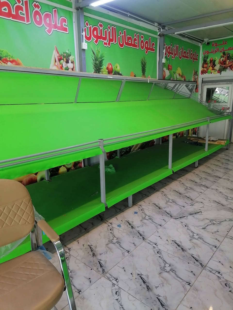 السلام عليكم علوه للبيع وجاهزه من كل النواحي
المكان شهداء البياع المساحه 150 متر كلهه مبنيه سنديش ضد الحريق اي استفسار ع رقم ***********
