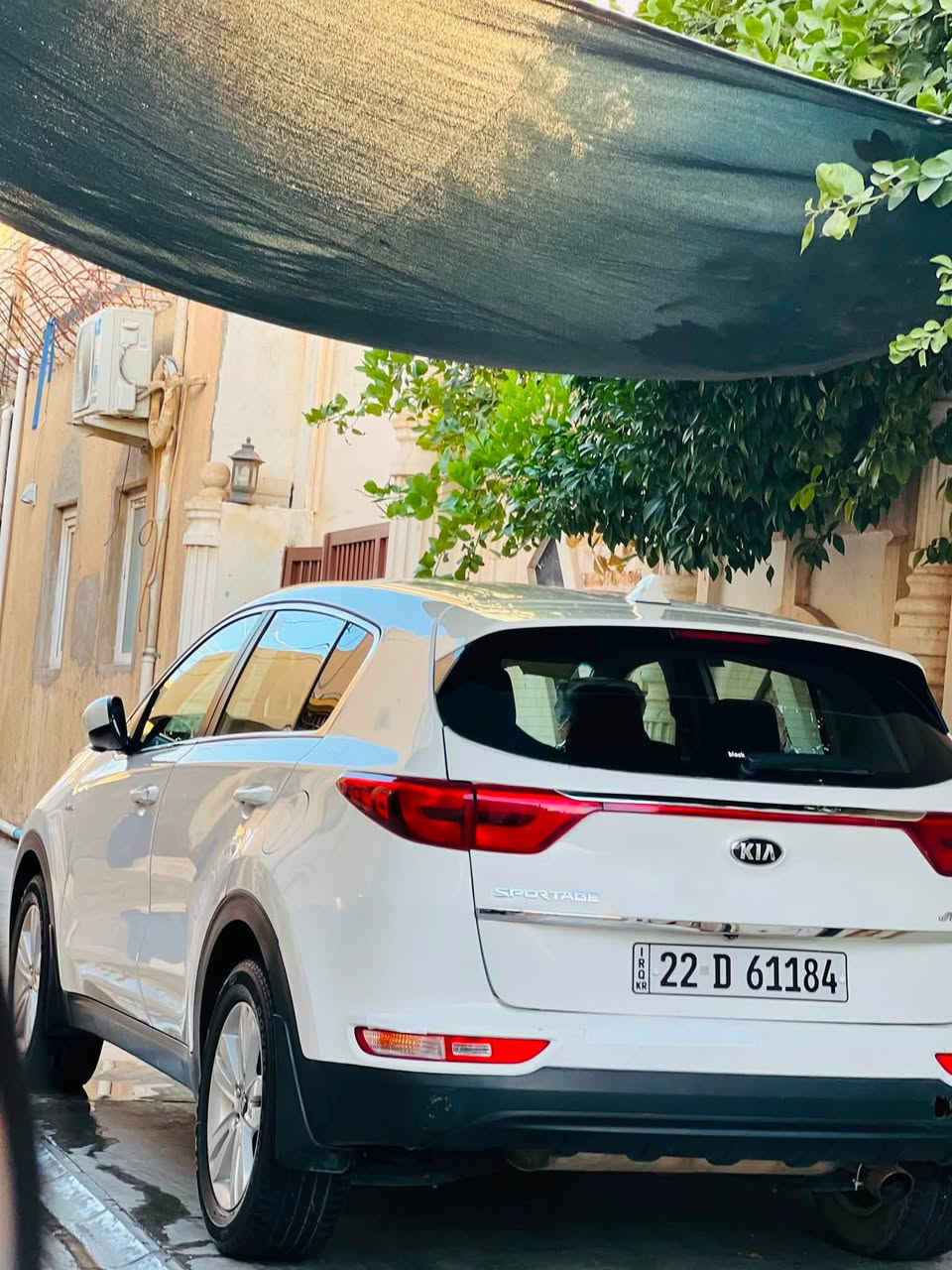 سلام عليكم للبيع سبورتج موديل 2019 امريكي محرك 2400 GDi زنون ابيض رقم اربيل الجديد ابو انكليزي تحويل ثاني يوم بيها قبق الجنطه صبغ فقط والباقي مكفول السعر السياره 155 ورقه وبيه مجال  السياره جديده بمعنه الكلمه مكاني فلوجه حي المعتصم قرب مول الفلوجه الرقم اسيا *********** /*********** اثير
