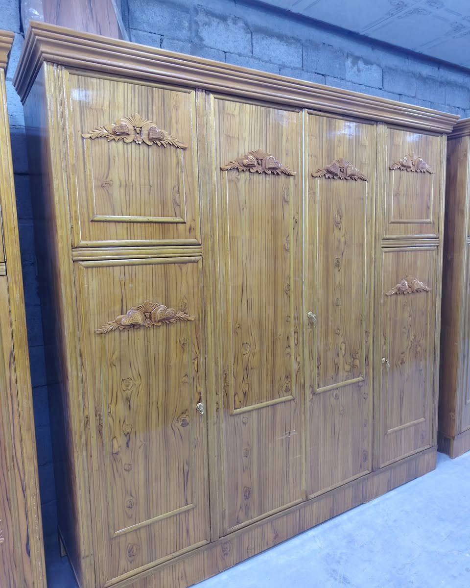 السلام عليكم
وفرنا لكم  كنتور 2 باب سعره 200 الف
و كنتور 3 باب 300  الف
و كنتور 4 باب 370 الف
العنوان واسط قضاء العزيزيه قرب بلدية
***********
***********
