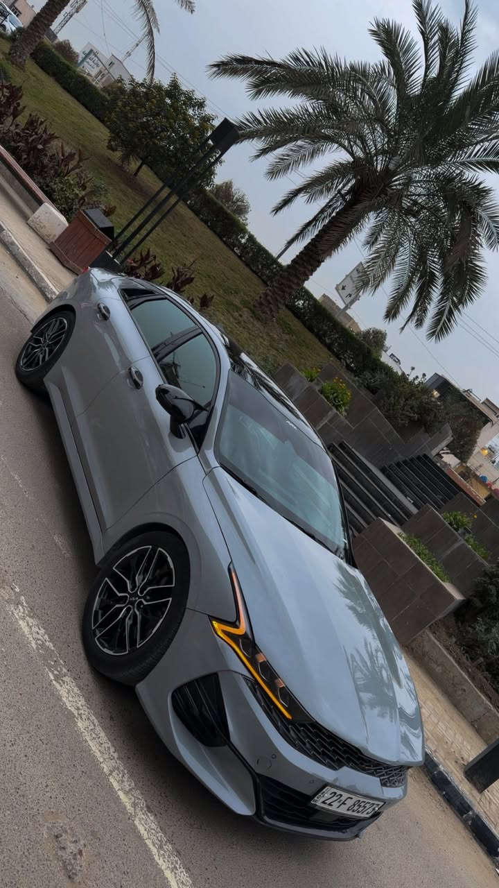 السلام عليكم السيارة بيع فقط بدون مراوس 
النوع : كيا K5 GT 2500T 
‏‎‏‎موديل : 2023
‏‎اللون: اسمنتي 
العداد: 50.000 KM
‏‎الوارد: امريكي‏‎‏‎
‏‎مرقمة اربيل بإسمي رقم وسنويه  جديد 
‏‎مواصفات : جي تي (GT) فول اعلى فئه
⚡️بانوراما
⚡️تشغيل عن بعد
⚡️صندوق فتح ذكي
⚡️لون المقاعد ( جملي) 
⚡️قيادة ذاتية
✨ تحديد مسار
⚡️اشاير مري
⚡️جناح صندوق
⚡️شاحن لاسلكي
⚡️بلاجكتور 
⚡️كاربلاي
⚡️شاشة كبير
⚡️بگ لايت لد
⚡️كشن كهربائي+ وضعيات 2 خزن 
⚡️تحكمات
⚡️هاند بريك بصمة
⚡️كشن هيتر و تبريد
‏⚡️لايت عدسة زينون عالي ناصي
⚡️رادار خلفي
⚡️رادار امامي
⚡️رادار جانبي 
⚡️تحديد مسار
⚡️كامرة
⚡️مثبت سرعه
✨صندوق ذكي فتح عند الاقتراب 
✨نضام NORMAL/SPORT/SPORT PLUS/CUSTM
✨ماسحات تلقائيه عند المطر
وبعد مواصفات هواي 
مكان السياره بغداد 
حادث السيارة : البنيد مبدل ومصبوغ وجاملغ السكن بارد بسيط ايرباك ستيرن فقط 
ملاحضة : المحرك مفتوح مبدل بستم واحد فقط 
السعر : (188)ورقة وبيها مجال بسيط
للاستفسار عن التفاصيل
***********
