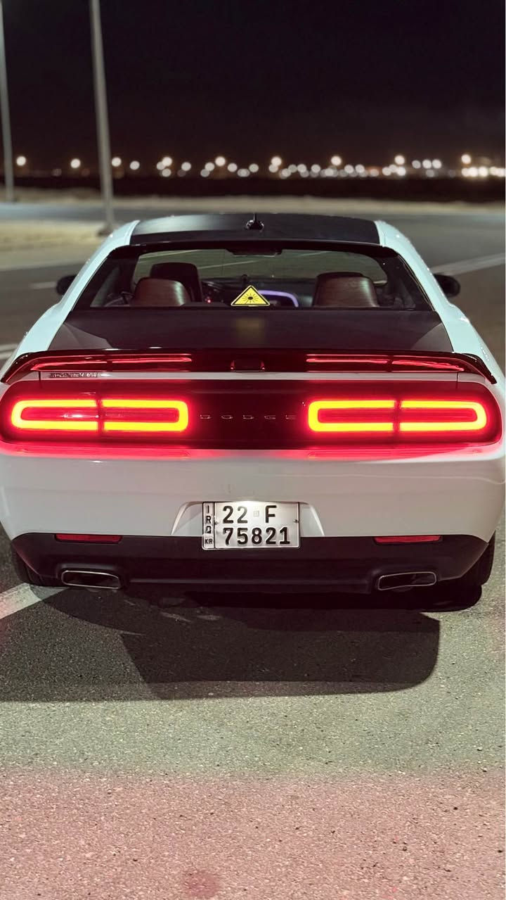 فئة السيارة Sxt موديل 2020
محدثة GT 2023
رقم اربيل هزة وسنويه جديده
حادثها جاملغ امامي وبنيد بدون ايرباگ بيها طخه بسيطة بالشاصي ومتعدله
ماشية 70 الف ميل تقريباً
المواصفات داخل جلد احمر كشنات رياضي كهرباء 
تحكم الداخل فول كهرباء ستيرن كهرباء 
شاشة كبيرة 
تخم تايرات جديد 
ويل حجم 20 اسود مال GT اصلي
كشنات تدفئة تبريد ستيرن تدفئة 
صدر السيارة كامل وجاهز 
دشبول جلد خيط احمر 
المكينة عليها ادامة قبل 20 يوم كامه 
فيت بم جديد كامل
بلكات جديد 
عليها نانو سيراميك اصلي ضمان سنتين
شادلها لد داخلي اصلي ١٢٨ لون بي ضمان سنة
 السيارة متذب عليها ربع
السعر 17,800$ وبيها مجال 
متتقارن بسعر البقية لان مواصفتها ونظافتها تختلف
مكانها بغداد او كربلاء
***********
*********** كربلاء, العراق
