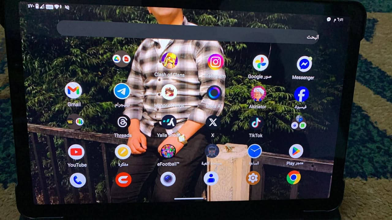 الميزة  المواصفات
الشاشة IPS LCD بحجم 11 بوصة، دقة 1200 × 1920 بكسل، معدل تحديث 90 هرتز.
المعالج MediaTek Helio G99 ثماني النواة، بتقنية تصنيع 6 نانومتر، وبسرعة قصوى تبلغ 2.2 جيجاهرتز.
ذاكرة الوصول العشوائي (RAM) يتوفر بخيارات مثل 4 جيجابايت أو 8 جيجابايت، مع توفر نماذج تصل إلى 16 جيجابايت (افتراضية + فعلية).
سعة التخزين يتوفر بخيارات 128 جيجابايت أو 256 جيجابايت، مع دعم بطاقة microSDXC للتوسعة.
الكاميرا الخلفية 13 ميجابكسل مع فلاش LED.
الكاميرا الأمامية 8 ميجابكسل.
البطارية 8000 مللي أمبير، تدعم الشحن السريع السلكي بقوة 18 واط.
نظام التشغيل Android 14.
الصوت مكبرات صوت رباعية (ستيريو)، مع منفذ سماعات رأس مقاس 3.5 ملم.
الاتصال يدعم شريحة SIM واحدة (Nano-SIM)، شبكات 4G LTE، Wi-Fi 5 (Dual-band)، وبلوتوث 5.2، ومنفذ USB Type-C.
التصميم الأبعاد 257.1 × 168.7 × 7.6 ملم
الجهاز مستعمل ثلاث اشهر كامل الملحقات
السعر 215 و بي مجال
مكاني موصل حي صدام 
للتواصل خاص او على رقم الهاتف ***********
