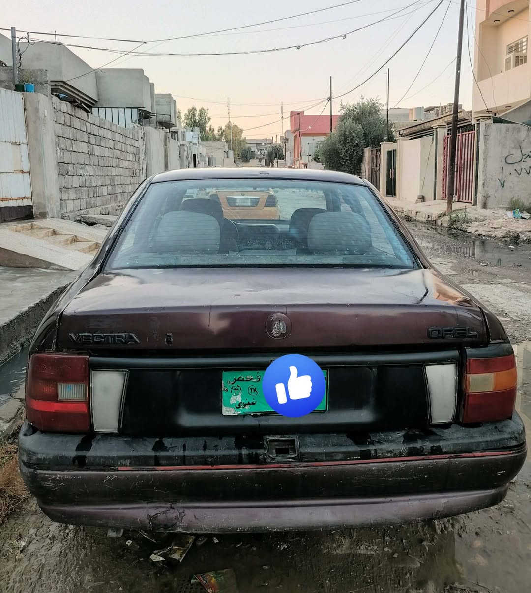 فكتره حجم 18 موديل 1994 السكف مشرح بدون كابون سنويه خضره شرط وكاله تحويل بالتحويل يطلعلها كابون مكينه كير شرط وايرمنيه شغاله كلها الطخم قبل يومين سويتو السعر 23 وبيها مجال ***********
