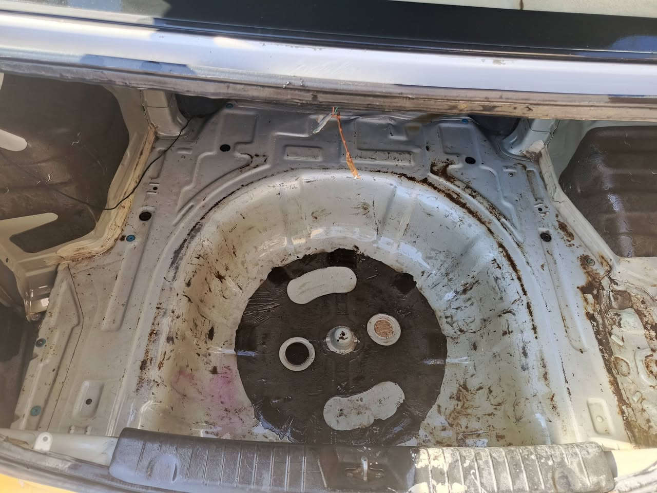 البيع النتره 2011 خليجي مكينة 1600 رقم ديالى جديد بسمي مصفرة  مكينة كير جدد  منظومة تبريد جديدة  تخم  تاير جديد صدر مامي نص عمر صدر خلفي جديد السعر 92 مكان السيارة اديالى بعقوبة ***********
