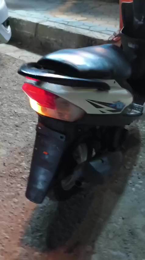 سلام عليكم دراجة ماكس عدله للبيع بوشه 55 ماناقصه اي شي دراجة خير من الله 550 وبيه مجال قيلل***********
