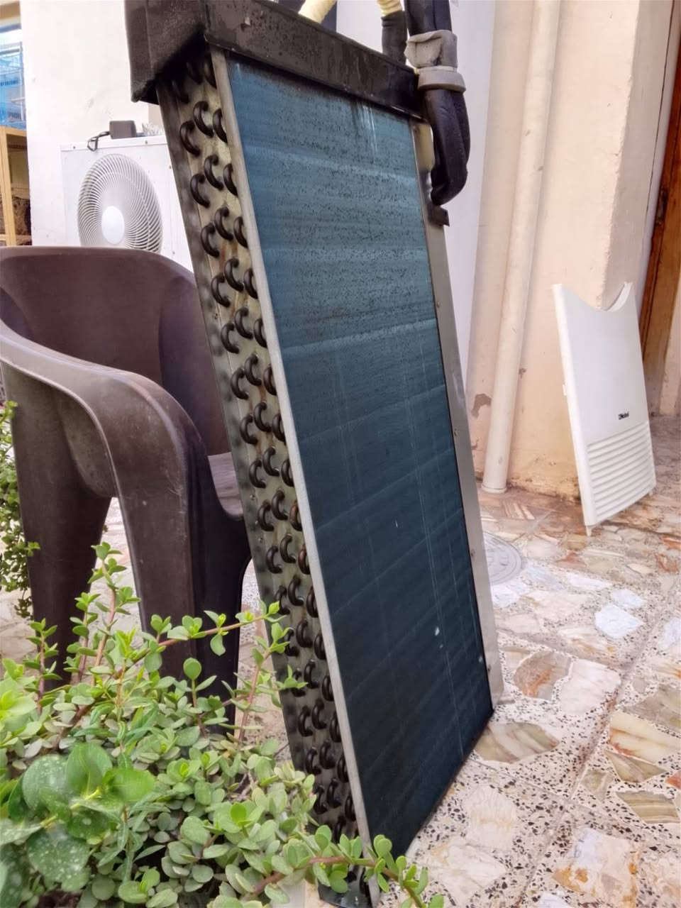 السلام عليكم تبريد كنتوري نوبل 3.5 طن نضيف جدا اخو الجديد ما داخل تصليح  غاز الشركه بي بدون ملحقات مغسول داخليه وخارجيه السعر مليون العنوان الزعفرانيه .موبايل ***********
