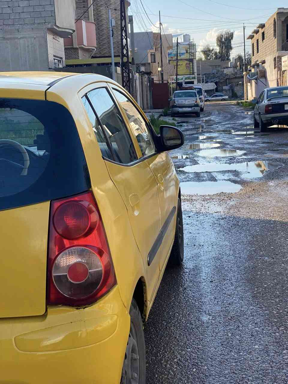 السلام عليكم
كيا   بيكانتو.  (2009)  

رقم.  نينوى  مسطره

سنويه. الى (2030)

هيئه غرامات (صفر )

كير شرط مطكينه صرف ابيعك 

كاربون بانزين 

طخم /عينه كلج كلوشادوً  جديد. انطيك شرط

الضرر. بوند مبدل مال كصه (جاملغ جهت السايق كذالك مبدل مال كصه )

مكانها الايسر موصل /

السعر 60  وبيها مجال 

رقم الهاتف /***********
