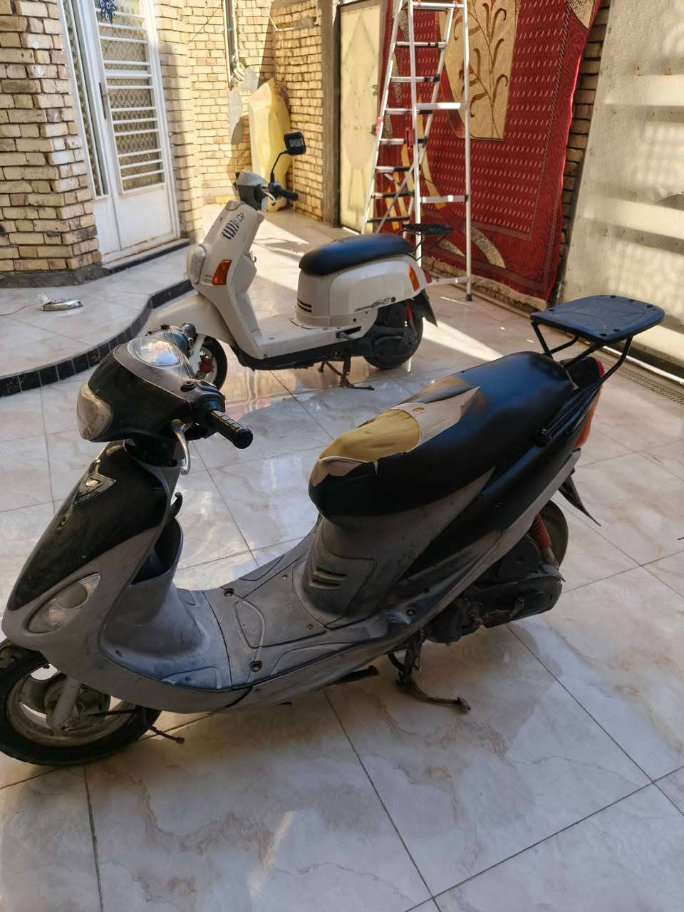 سلام عليكم دراجه ماكس منغولي (مفتوحه) للبيع او مراوس ابوليس نضيفه وفوكه فرق عادي دراجه غير الدبلات الاماميه ما نقصه برغي شلعه ومعدل خير من الله وذا للبيع سعره ب400الخاص مفتوح مكاني سوك الشيوخ


**إذا كنت صاحب هذا الإعلان وتريد حذفه لأي سبب، رجاءا أرسل رسالة إلى الدعم الفني**