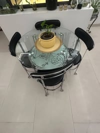 للبيع المكان السيديه رقم الموبايل ٠٧٧١٣٢٢٦٨٦٧ الميز سعره ١٠٠ التخم ١٥٠...
