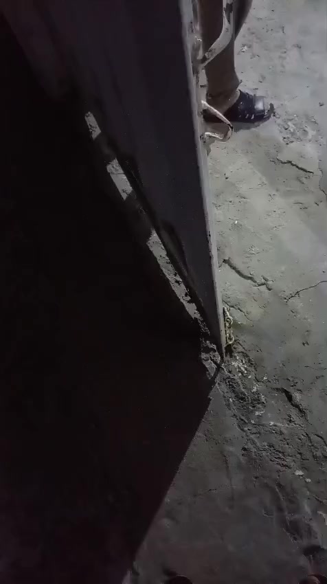 دار للبيع المساحه 230 متر طابو زراعي سند 25 العنوان بدايه النيل يبعد عن الجزائر خمس دقائق سعر 55 وبي مجال رقم***********
