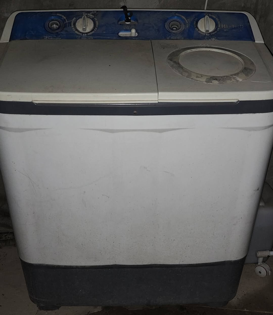 ثلاجة للبيع جديدة فول استعمال قليل
لكن نقصها غاز فقط
بسعر 200 الف
وغسالة مستعملة شرط الغسل والتجفيف ب50 الف


**إذا كنت صاحب هذا الإعلان وتريد حذفه لأي سبب، رجاءا أرسل رسالة إلى الدعم الفني**