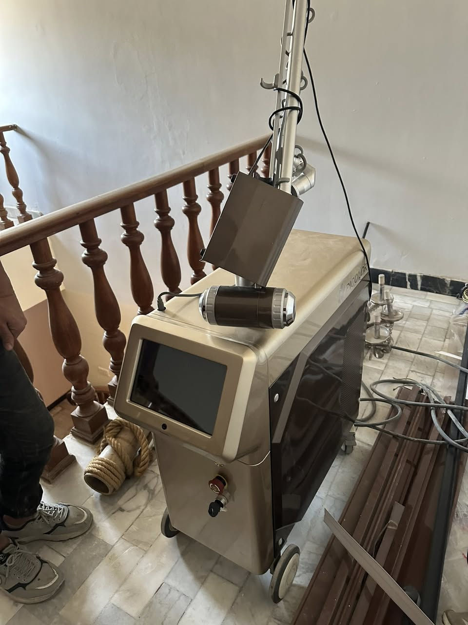 ‼️السلام عليكم عندي مجموعة اجهزة طبية ( تجميل ) للبيع تصلح للي يريد يفتح مجمع طبي بأنسب التكاليف ‼️

‼️1-الهيدرافيشيل ( تنظيف بشره) شركة ماريا الجديد
سعره حيكون 25 ورقه💵 

 
‼️2- ليزر ازالة الشعر (دايود ليزر) شركة ابلال الجديد 
سعره حيكون 100 ورقه💵 

 
‼️3- ليزر افروديت (CO2) شركة ابلال 
سعره حيكون 100 ورقه💵 

‼️4- جهاز تكسير الشحوم (كلاتو ) شركة ابلال 
سعره حيكون 100 ورقه💵 

 
‼️5- ليزر بيكولر ( ليزر كاربوني) شركة ماريا 
سعره حيكون 100 ورقه💵 

‼️ملاحظة  
‼️الأجهزة مستعملة فترة جداً قليلة وسبب البيع عدم التفرغ للعمل في المجمع الطبي 

‼️والأسعار بيها مجال للمشتري الجاد وخصوصاً اذا كان الشراء جميع الاجهزة 

📍مكان الأجهزة بغداد 

للتواصل :  *********** د.زين العابدين علاء
