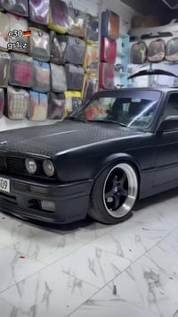 بي إم دبليو • E30 • ألماني