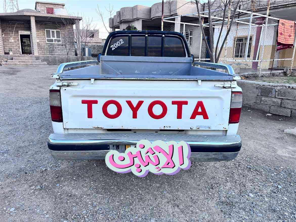 بيك اب موديل 2002كويتي سنويه جديده تبريد شغال كوبون بنزين بدون صبغ ملاحظات بسيطه  مكينه عالفحص  كير شرط ستيرن بور    تخم تواير جديد. داخل ازرق
السعر 120
واتساب فقط ***********
