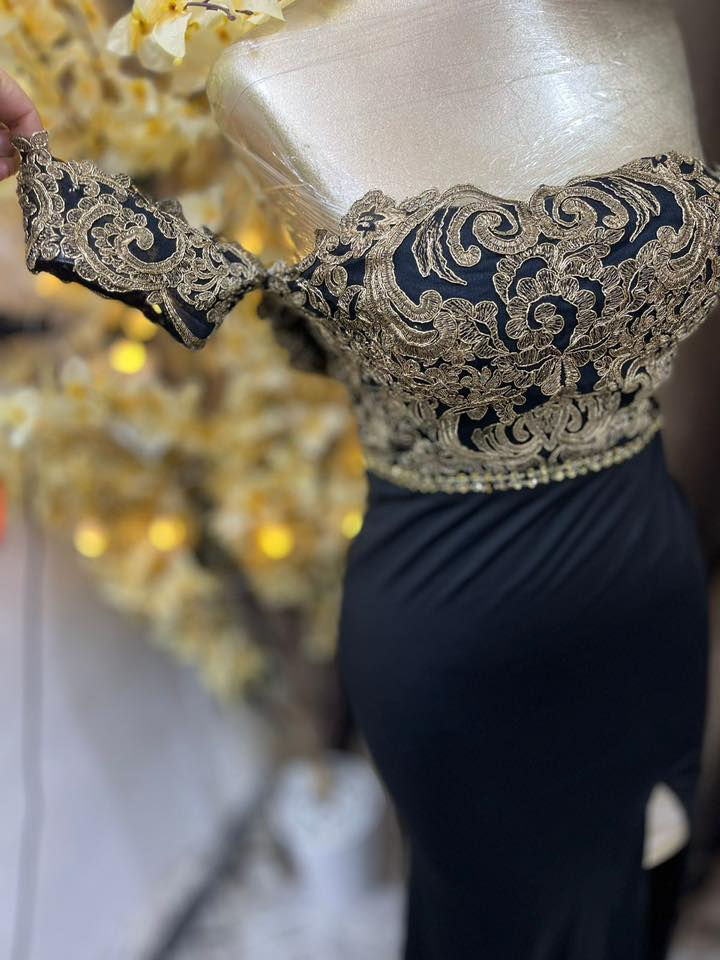 فساتين جديد ماركات مختلفة 
متوفر موديلات اكثر 
توصيل جميع المحافظات 
اسعارهن مناسبة 
الي تحب تشوف موديلات اكثر او تحجز 
***********
