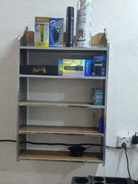 عندي غراض حلاقه كامل للبيع شلعه وحده  07742116706