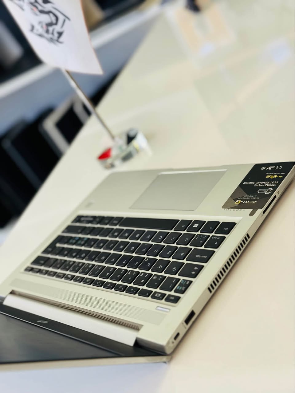Hp PROBOOK LAPTOP 
CORE I 3 
Ram 8 GB DDR4
SSD 256 GB
DISPLAY 14

⭕️180 الف فقط ⭕️
*********** أربيل, العراق

