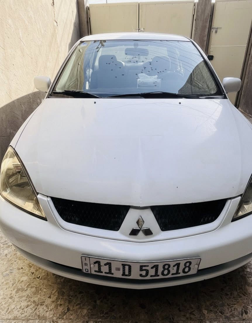 سلام عليكم لانسر للبيع مديل2011 سيارة نظيفة مال جناي صدر امامي جديد  وصدر خلفي نص عمر تبريد كير محرك مكفولات  مكينة 2000  رقم بغداد انكليزي سيارة ما بيهة برغي نقص أعيد واكرر سيارة كلش نضيفة مال جناي موجود سونار بالصور السعر 83 ورقة وبيها مجال بسيط عنواني بغداد الشعب  للاستفسار الانتصال على الأرقام ***********
