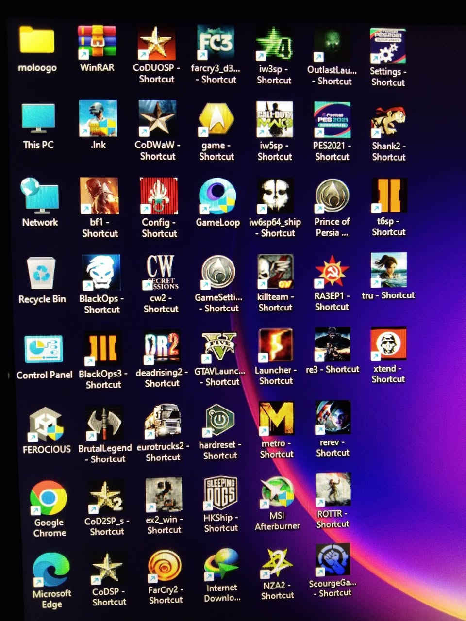 السلام عليكم 
حاسبة دسكتوب تجميع انتل كور 7 جيل السادس مستعملة نظيفة للبيع 
......
السعر 400 ألف دينار 
***********
عنوان بغداد زيونة 
البيع بضمان الفحص 
لا يتوفر توصيل 
.......
ملاحظة 
كيس فقط بدون أي ملحقات 
......
المواصفات 
معالج انتل كور 7 جيل السادس رقم المعالج 6700
كارد شاشة 8 كيكا جديد AMD RX 580 GDDR5 
هارد 360 كيكا للنظام والبرامج جديد SSD 
هارد 500 كيكا للالعاب HDD 
هارد 500 كيكا للالعاب HDD 
رام 32 كيكا جديد 8×8 تردد 1600 DDR3 
مذربورد جديد جيل السادس والسابع Asrock B150 DDR3 
تبريد معالج احترافي جديد coolstrom RGB 
مراوح انارة متغيرة عدد 3 مع المتحكم Aigo RGB 
باور سبلاي 650 واط حقيقي ThermalTake 
كيس جديد حجم كبير TIC G-Force 
.......
الحاسبة تعمل على نظام وندوس 11 وتحتوي على أكثر من 30 لعبة طور القصة اوفلاين مع لعبة ببجي موبايل اونلاين 
......
مع جزيل الشكر لإدارة المجموعة
