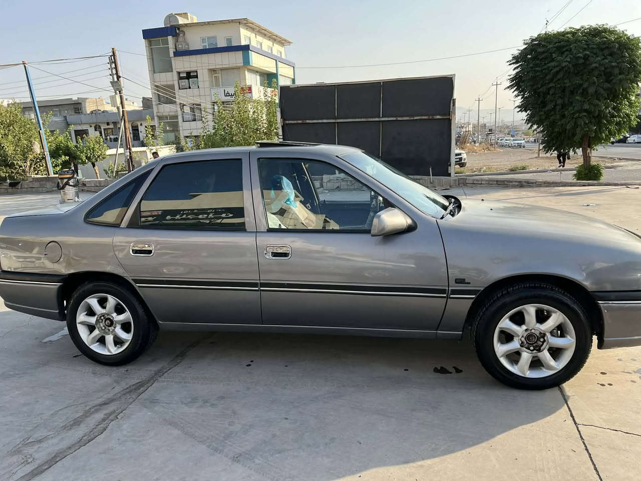 بەناوی خوای گەورەو میهرەبان
ئەدمین ❤
ئۆپڵ ڤیکترا بۆفرۆشتن
نمونەی جوانی بەس ماشااڵڵەی ئەویت
مۆدیل ۱۹۹۱
مەکینە ۲۰
گیڕعادی
پاوەر
ئاڕم پلاستیک سلیمانی بەشەرتی ئەوەلیات و غرامە
مەکینەی لۆک تازە سەرخراوە کلاج و عەینەشی لۆکە گیڕی بئ عەیبە
سەیارەکە کامل جایزە بەس ماشااڵڵەی ئەویت
قەترە ڕزیوی پیوە نیە دەعم و لیدراو تەنانەت قرچیشی نیە
ماڵەکە زۆر پاکە لیی بئ منەتم لە هەموو ڕویەکەوە
نرخی ۳٤ گەڵاو معامەلەیەکی برایانەی تیایە
ڕەحمەتت لئ بیت مشتەری نیت ماڵی کەس مەشکینە مشتەریت تیل بکە لە خزماتتام
لەسلیمانیم
0771 737 11 23
