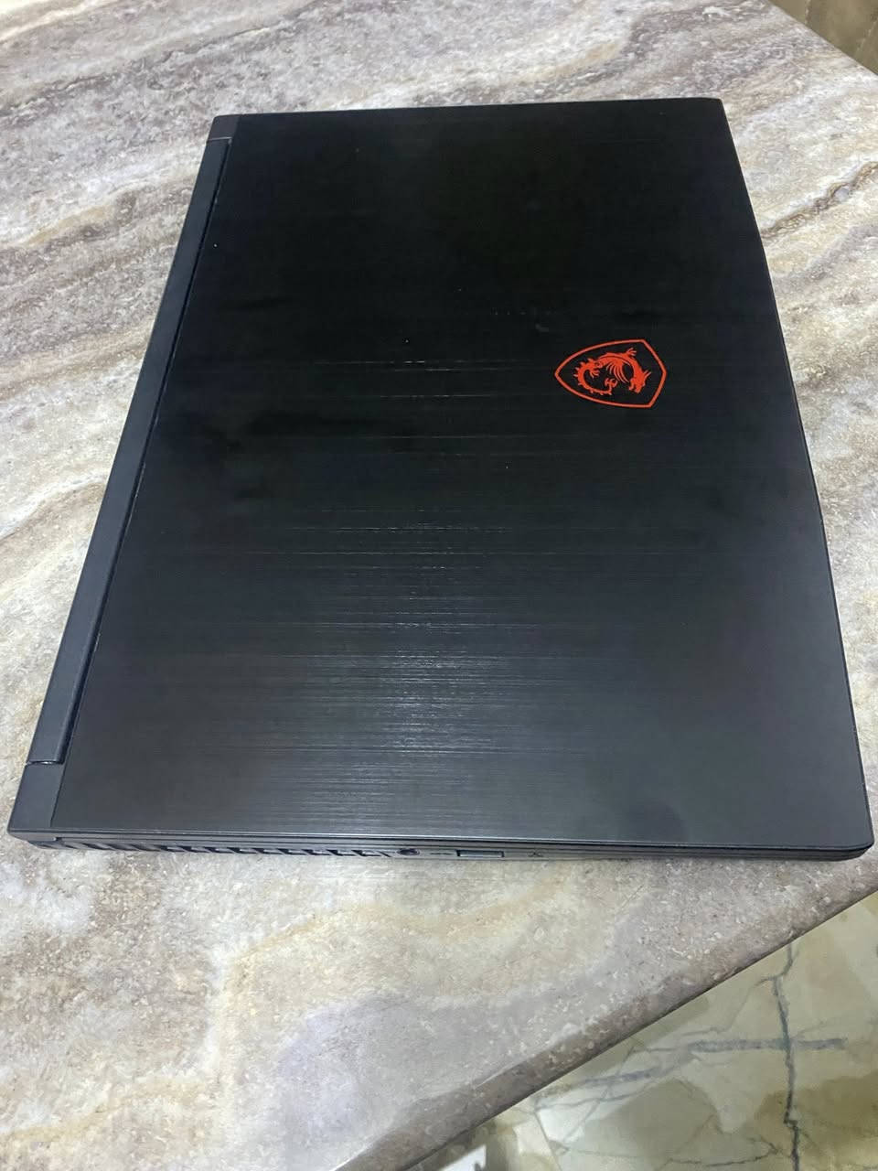 السلام عليكم لابتوب MSI GF63 Thin 11UC جيل 11 للبيع المواصفات :
📌 معالج core i7 جيل 11 فئة H
📌 كارت شاشه NVIDIA GeForce RTX 3050
📌 رام 16 كيكا
📌 ذاكره 512 ssd
📌 شاشه 15.6 انج ، 144 هيرتز 

خامة وملمس جميل واضاءة حمراء للكيبورد .

ممتاز جداً للاعمال :
📌الگيمنك
📌البرامج الهندسية
📌المونتاج
📌الاعمال المكتبية 

السعر 💵 : 840 الف دينار وبيها مجال

مكانها محافظه ديالى وتوصيل متوفر لكل محافظات العراق 🚚

للاستفسار اكتب تعليق او راسلني خاص


**إذا كنت صاحب هذا الإعلان وتريد حذفه لأي سبب، رجاءا أرسل رسالة إلى الدعم الفني**