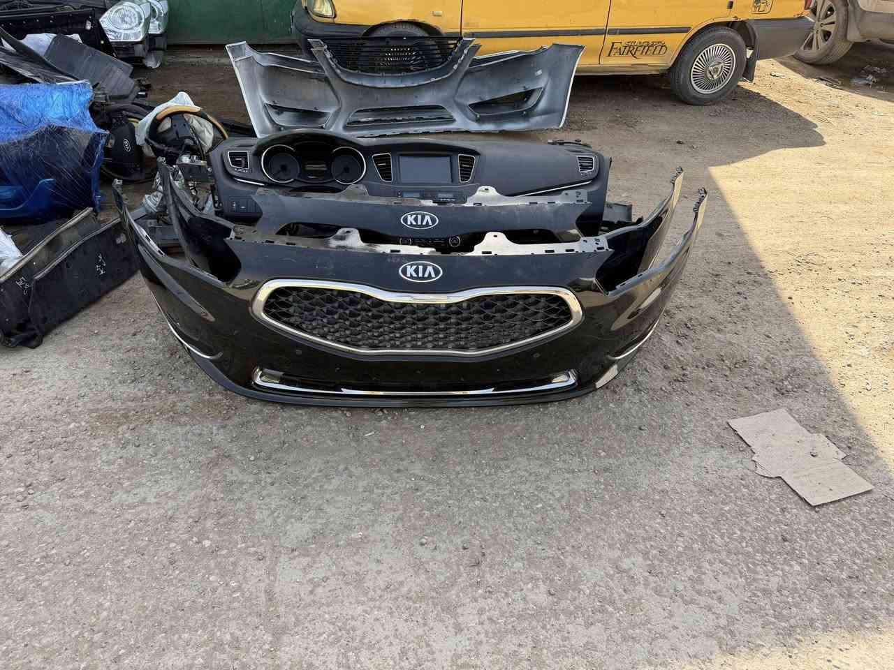 مختصون بالكادينزا

***********

***********
