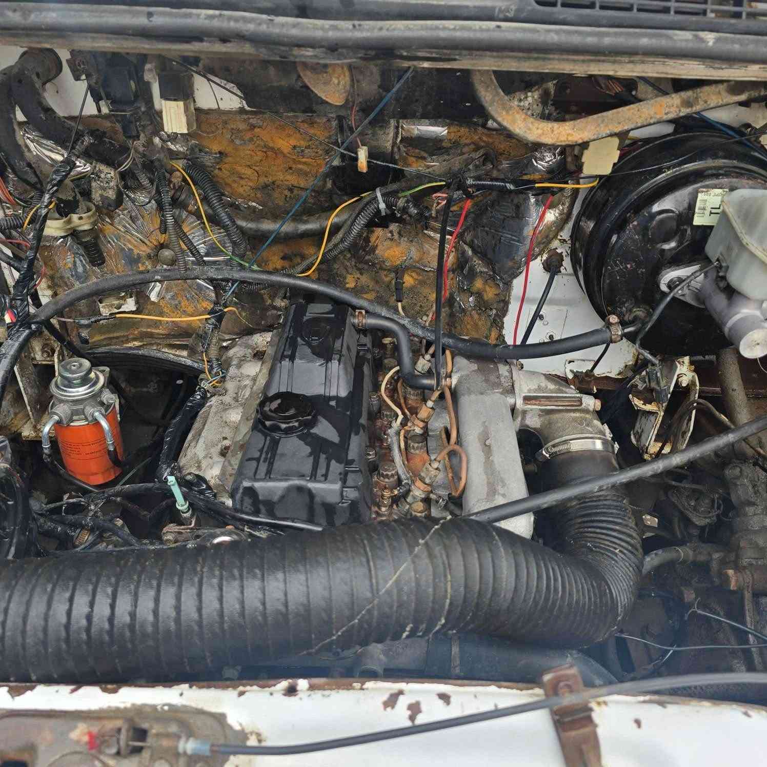 فولكه روسي ٢٠٠٣ رقم ميسان مكينه محور كيا سياره جاهزه سعرهه ٢٥ وبيهه مجال قليل للشراي ***********
