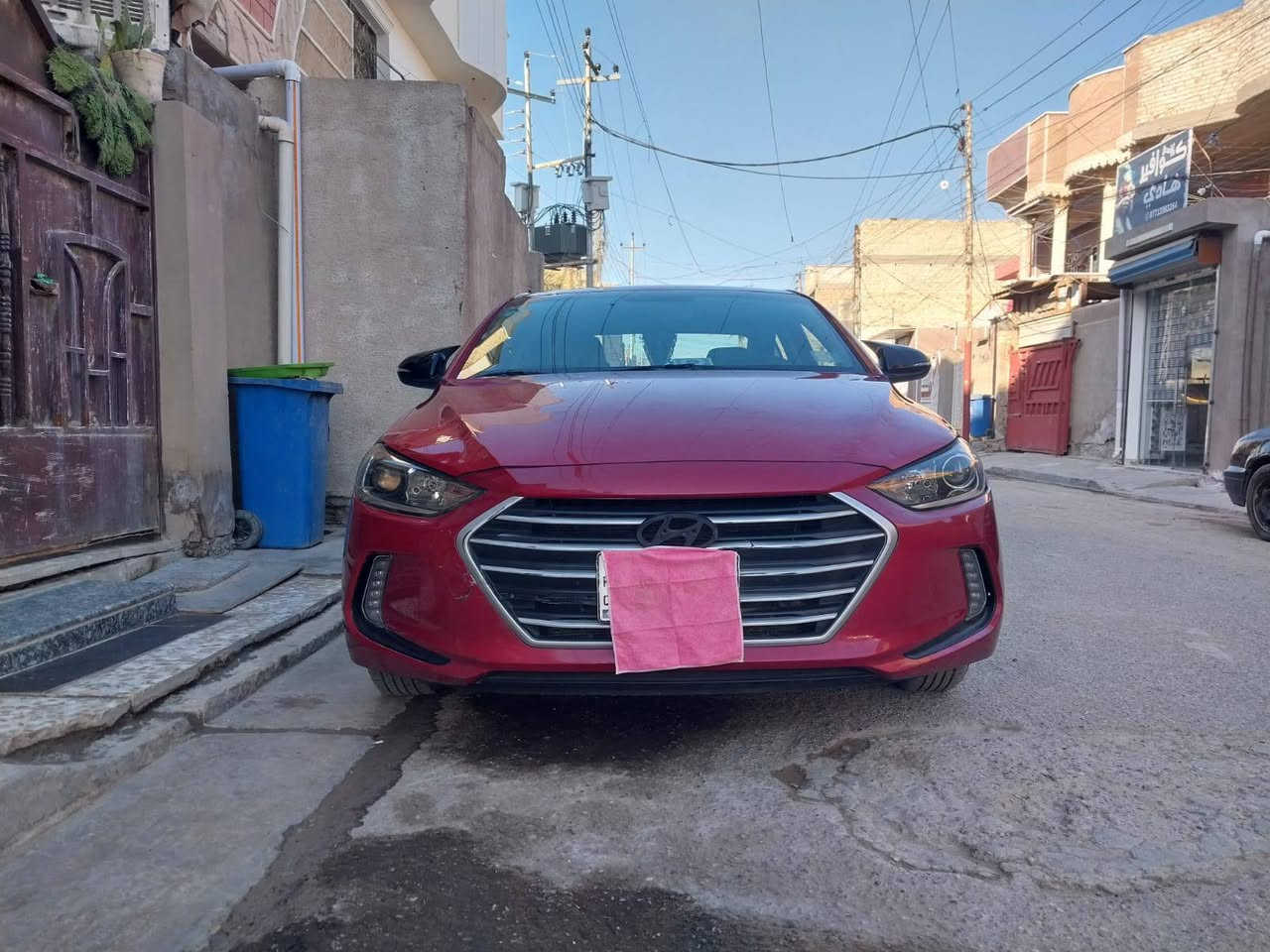 النترا2017
السيارة داخلة كلين من امريكا بدون حادث فقط شخوط بيها 
كير مكينة مكفولات خير من الله 
تبريد خير من الله 
تخم تاير جديد 
رقم بغداد الإنكليزي هذا الجديد 
صدر جديد السيارة فول عدة الفتحة 
رادارات تدفئة كشنات بصمة 
اشاير بل مري كشنات جلد  شاشة
كامرة دوار 
مكان السيارة بغداد الشعب
السعر 115
رقم الهاتف ***********
