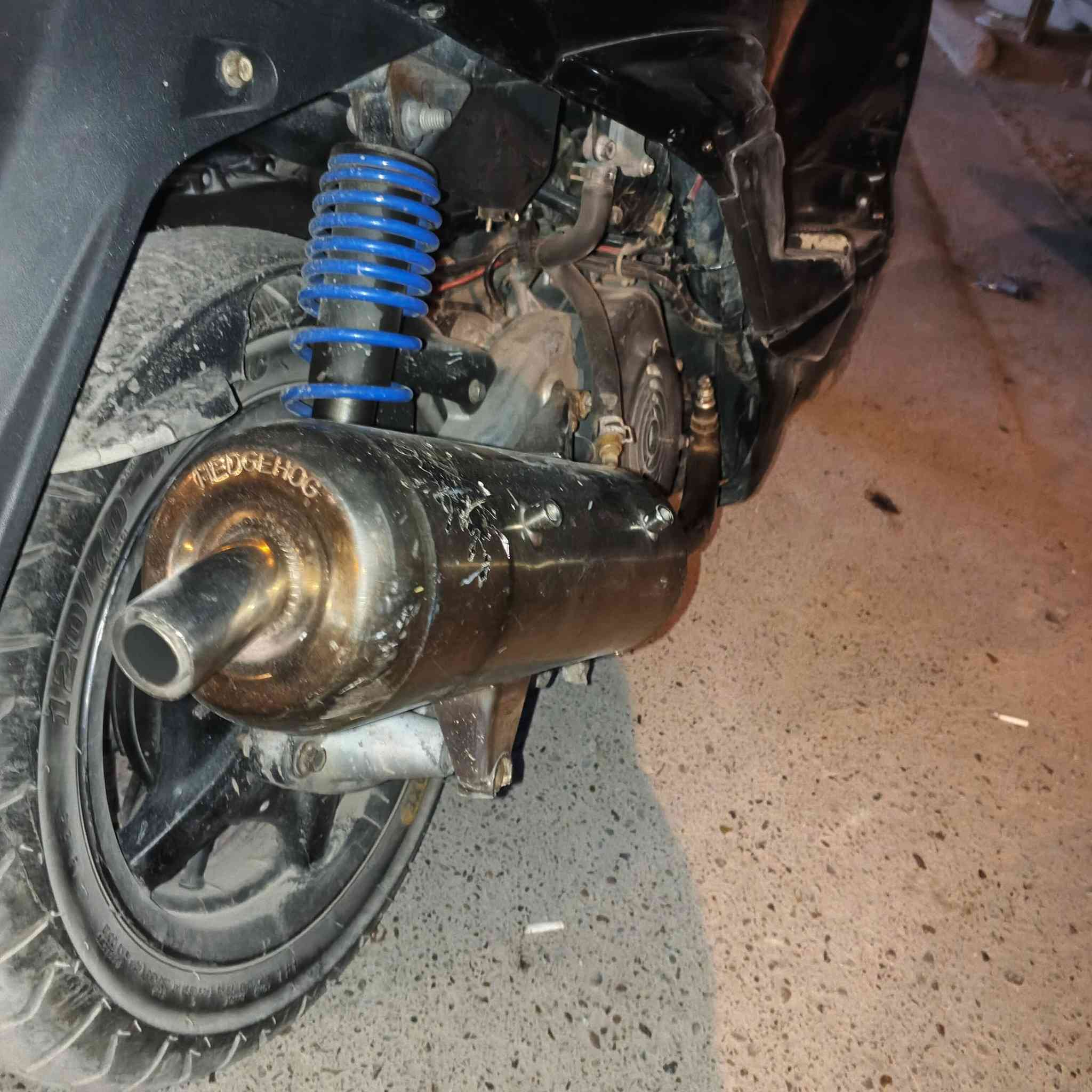 صالنصه سكنس ستيل اصليه مختمه دبل بوشه بيه لحيم بسيط مراوس بصالنصه رياضي سكنس شعدك نزل


**إذا كنت صاحب هذا الإعلان وتريد حذفه لأي سبب، رجاءا أرسل رسالة إلى الدعم الفني**