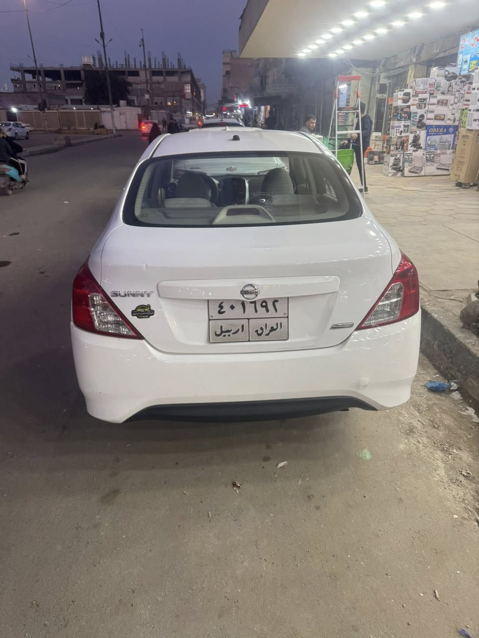 نيسان للبيع  موديل 16  كفاله. من عده شبر صبغ بل باب 
السعر 87 بيه مجال 
***********
