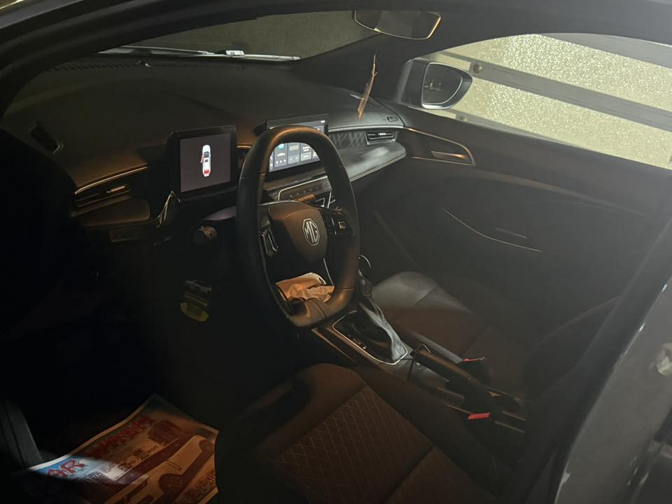 مرحبا MG 3 موديل ٢٠٢٦ لون فيلي زيرو ماشيه ٣٨٠٠ بعدها بضمان الشركه مكفوله كلشي مابيها .. بدون ارقام 
سعر ١٣ مليون
للاستفسار رقم ***********
