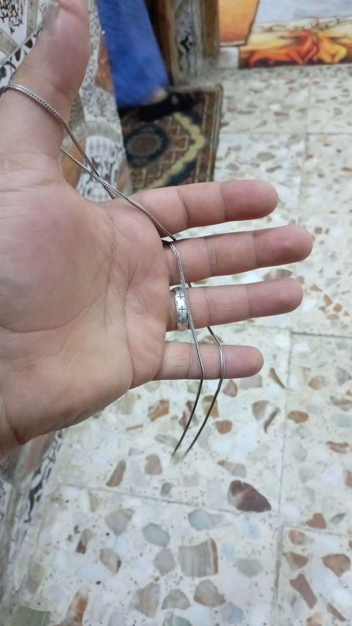 فضة اصلي ٩٢٥ ناعم لامع جان بي ختم إيطالي انكطع وضاعت وخليته حديد مؤقته
٤٥ الف رايده


**إذا كنت صاحب هذا الإعلان وتريد حذفه لأي سبب، رجاءا أرسل رسالة إلى الدعم الفني**