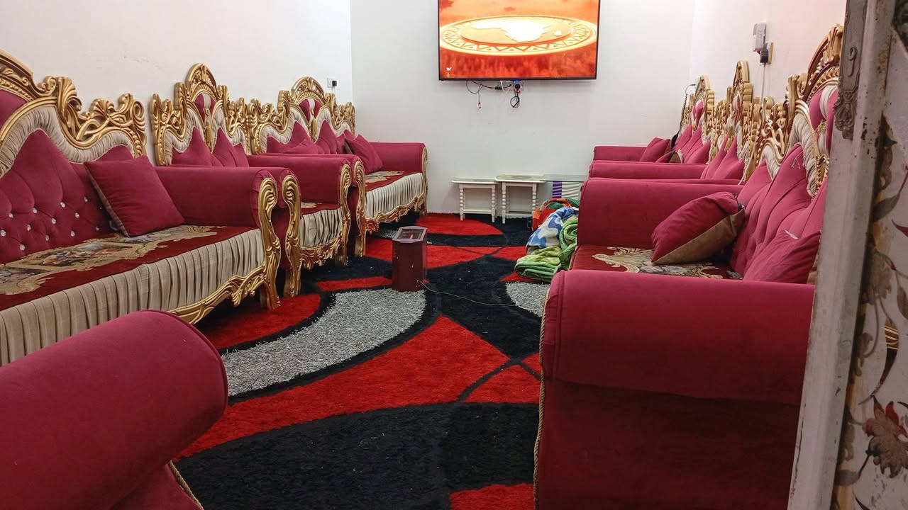 قنفات تزكام للبيع 4 كراسي,و4قنفات رقم الواتساب ***********
