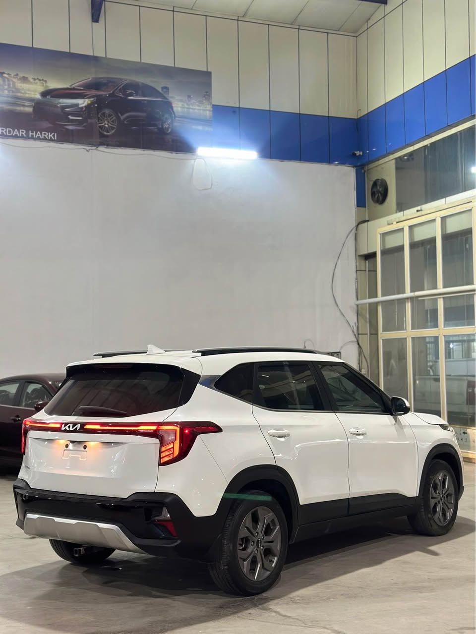 Kia Seltos
جاملغ و بونيد صبغ 
ايرباك ستيرن طاك 
رقم مباييل ***********
مكان سيارة : اربيل داخل معارض أربيل, العراق
