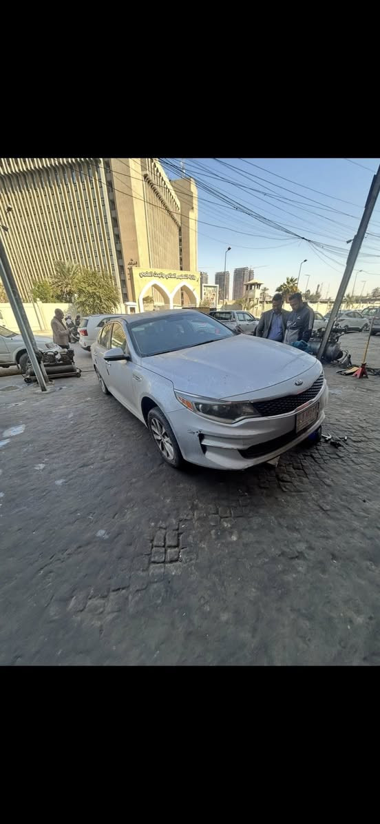 سلام عليكم
شلونكم حبايب نورنه الاخ من احد اعضاء الكروب 
وتم تبديل الصدر من مشط ستيرن ودرايم شفت والاذاين
فقط المستهلك يتبدل‼️‼️ اي شي تحتاجون من حدادية صدر لسوناتا C1 و اوبتما محلكم هذا 

📍العنوان: بغداد - باب الشرقي - سوق بغداد مقابل وزارة التعليم العالي محل رائد البغدادي 
 احسان الشمري ( ***********)
رائد البغدادي (***********)
