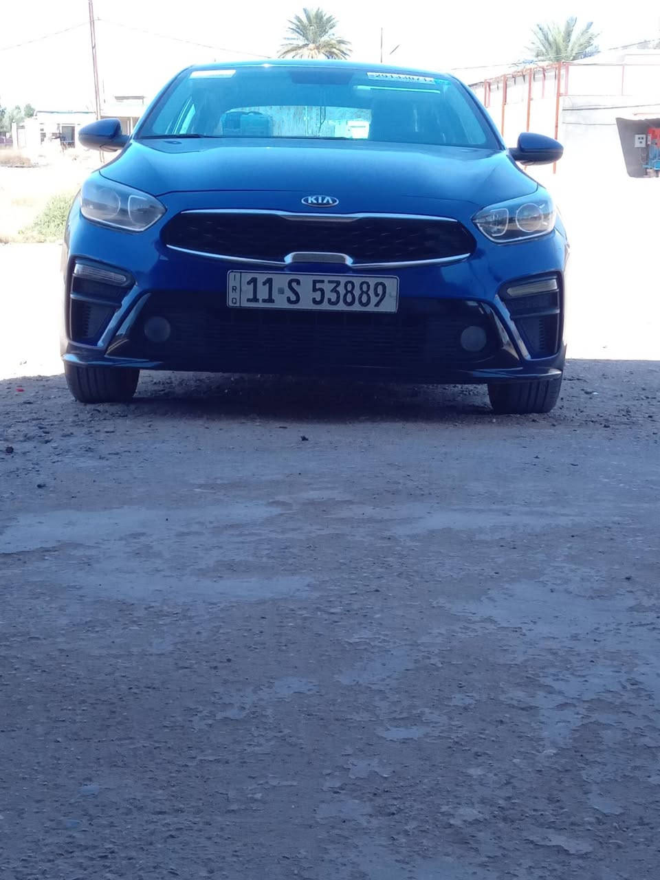 السلام عليكم فورتي 2021 للبيع السعر ١٢٧ورقه  وارد كندي محرك الفين ما مفتوح كير ايتي كامله مابيها اي نقص محرك كير صدر تبريد كله تمام تخم تاير جديد مصبوق نص البنيد ولجاملق السايق مبدل ومصبوق مابيها دواخل ضربتها خارجيه لقد وشاصي سليم كشنات جلد بيها حالوب كم وحده بل قماره مكان السياره بغداد الدوره هور رجب رقم الهاتف ***********
