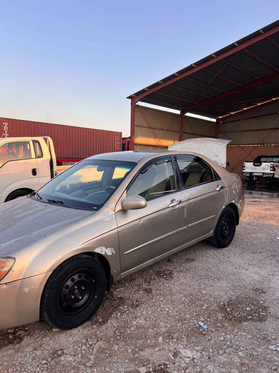 سلام عليكم
سبكتره 2006 وارد امريكي 
مكينه 2000 السياره مصبوغه صبغ عام 
السياره كما موضحه في الصور 
عنوان السياره واسط (الحفريه)
للعلم السنويه لحد 2027 
للاستفسار عن السياره وسعرها الاتصال ع الرقم ، ***********
