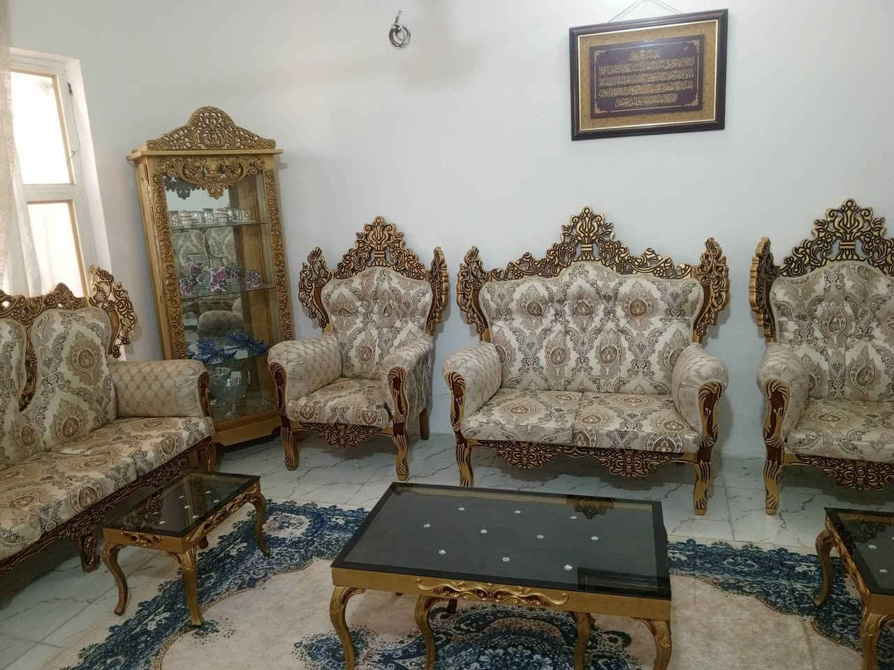 تخم للبيع مستعمل
10 مقاعد 
3 طبلة صغير 1 كبير
2 فاترينة


**إذا كنت صاحب هذا الإعلان وتريد حذفه لأي سبب، رجاءا أرسل رسالة إلى الدعم الفني**