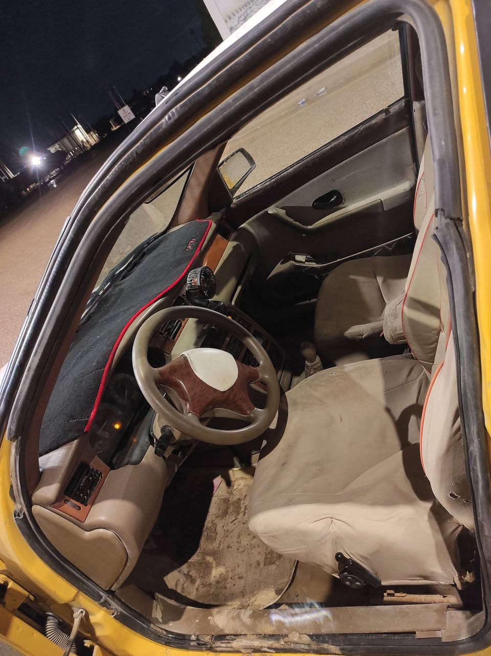 سلام عليكم شباب سياره للبيع موديل 2011 ناطق رقم بابل صدامي سنويه منتهيه بال 23 كير ومكينه مكفولات تخم تاير جديد سياره لا ضربه ولا تبديل دواخل حلوه ونظيفه سياره جاهزه قبل للشغل لو ربع مال ذب عليها تخم تار جديد السعر 1,400 قفل من الاخير رجاء والمو شراء لا ينتصر ولا يخابر لا تكسر بحلال العالم مكاني بابل ما متواجد على الفيس للاستفسار خاص مغلق***********
