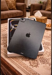 ايباد أم فور • ٢٥٦ • بطارية ١٠٠