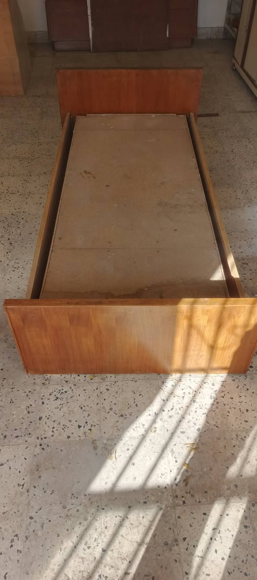 سلام عليكم جربايه ام نفر نضيفه بغداد المشتل قرب سواق فدوه سهر50وبيه مجال شراي خاص او تصل***********بي وتساب
