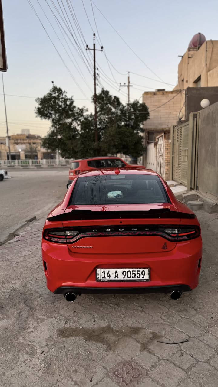 السلام عليكم جارجر 2017 اصل اصل.  رقم بصرة نكليزي بسمي امريكي بيها صبغ الداير الخلفي وباقي كفاله عامه سيارة جاهزه لاخر حبايه جديدة حيل. تايرات جدد حدادية جديدة تبريد. ثلج السعر198 مكاني ناصرية مركز لستفسار اتصل***********
