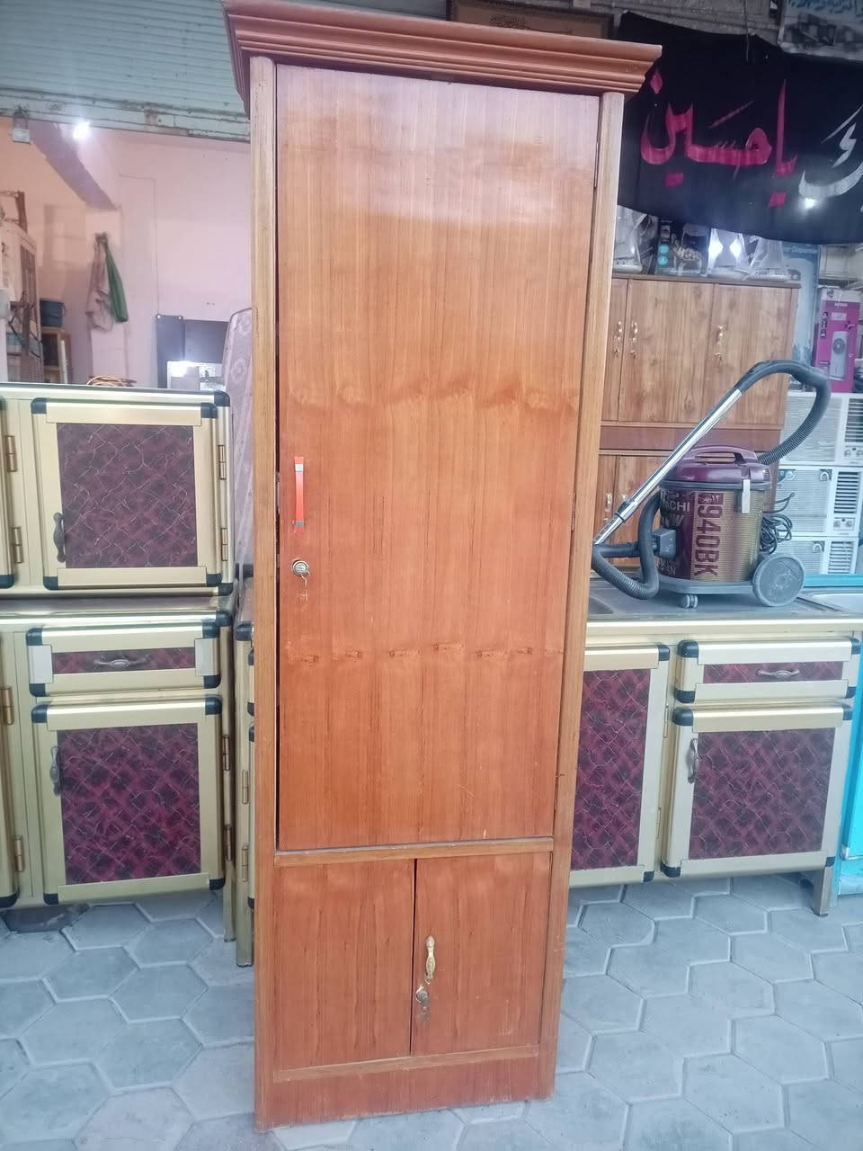 للبيع سعر 40.الف قفل الاستفسار على خاص او الاتصال ***********عنوان واسط الصويره حي الشهداء
