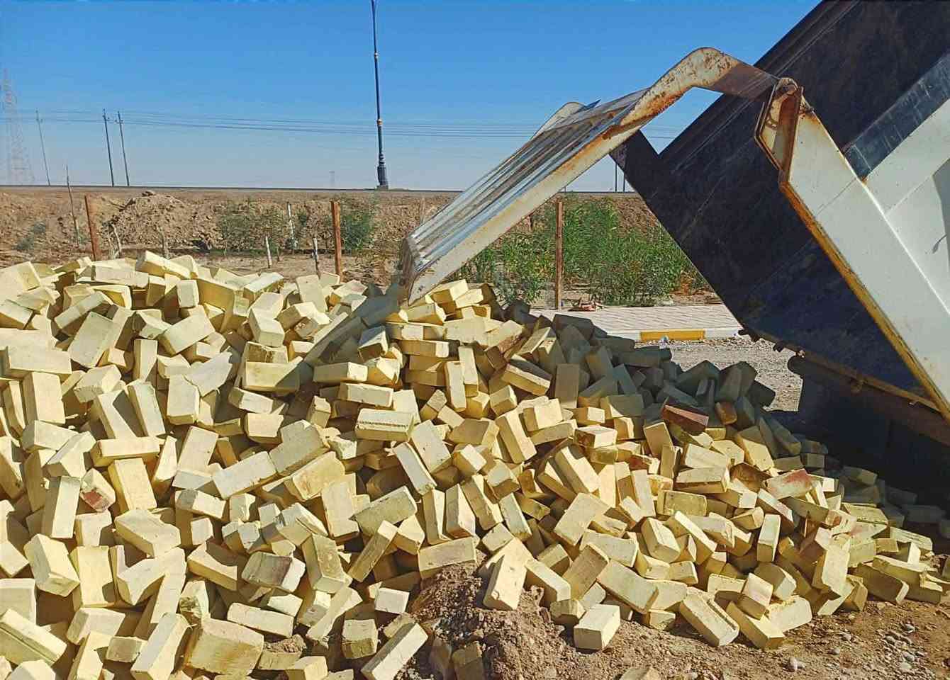 "لسنــا الأفضـــل ولكـــن نطمــــح أن نكـــون المتميـــزيـــن دومـــاً"📞***********🧡حسب طلب زباين صفحتنا 💻***********
 (#طابوق_درجه_اولئ_لون_قوه__ _طابوكه_زياده) 
للطلب والاستفسار خاص الصفحة او وتس ✅
يوجد خدمات توصيل🚛 فقط #االبصرة  ميسان عمارة, ميسان
