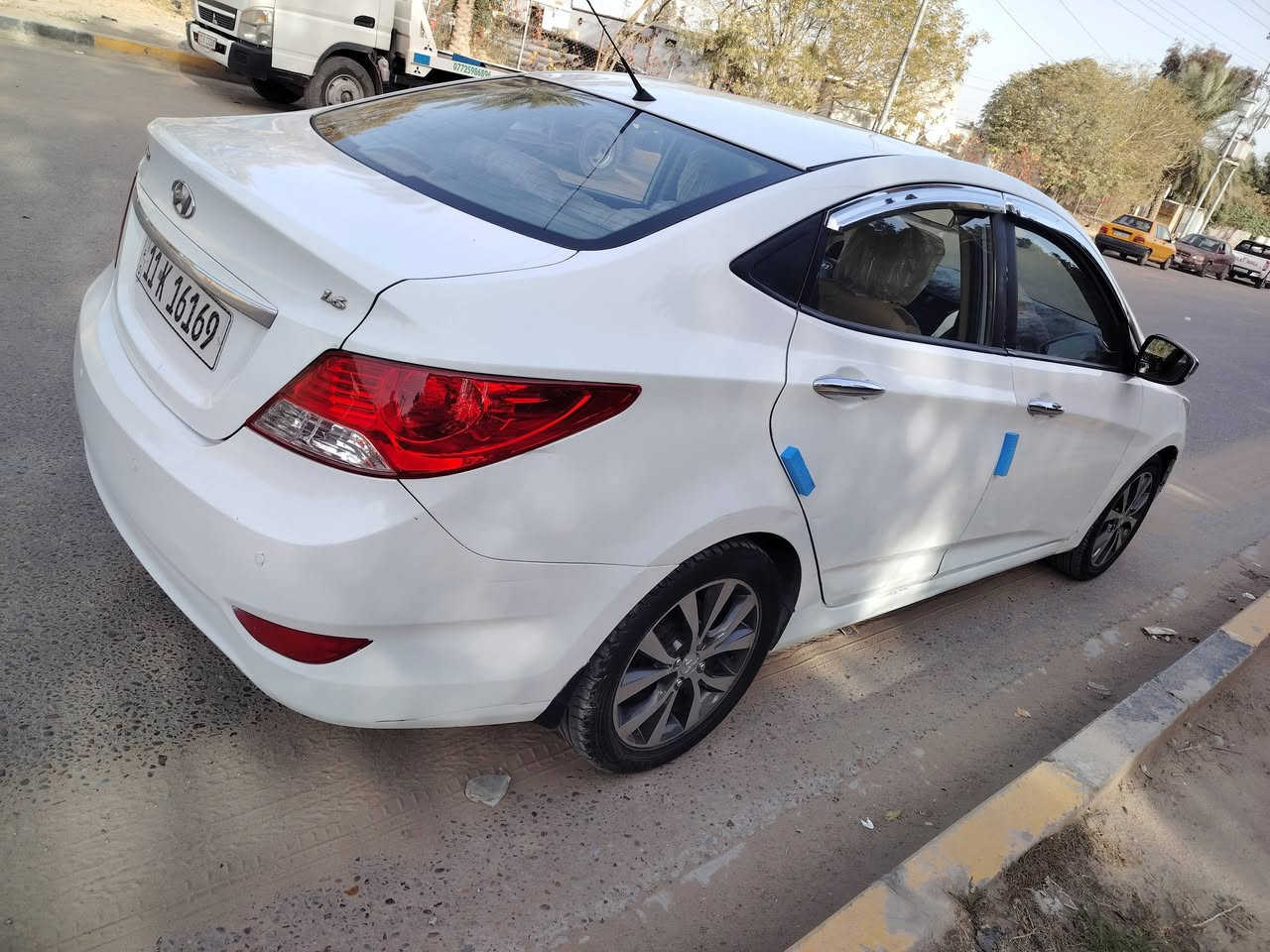 اللهم صل على محمد وآل محمد
اكسنت خليجي موديل ٢٠١٥ فول مواصفات

محرك ١٦٠٠ قطرتين

فتحة سلايد روف

تحكم استيرن جهتين

شاشة كبير

كامرة خلفية دقة عالية

حساسات خلفية

ويل كروم

سيارة بيها قطعتين صبغ جاملغ الصدر وباب وشبر من بالتكمة مصلح ومصبوغ وبيها خسفتين القمارة السيارة تدفئة تبريد ثلج كير مكينة خير من الرقم بغداد الدولي سنوية وهزة جديدة مكانها كربلاء تحويل مباشر السعر ٩٥ مع المجال للاستفسار ***********
