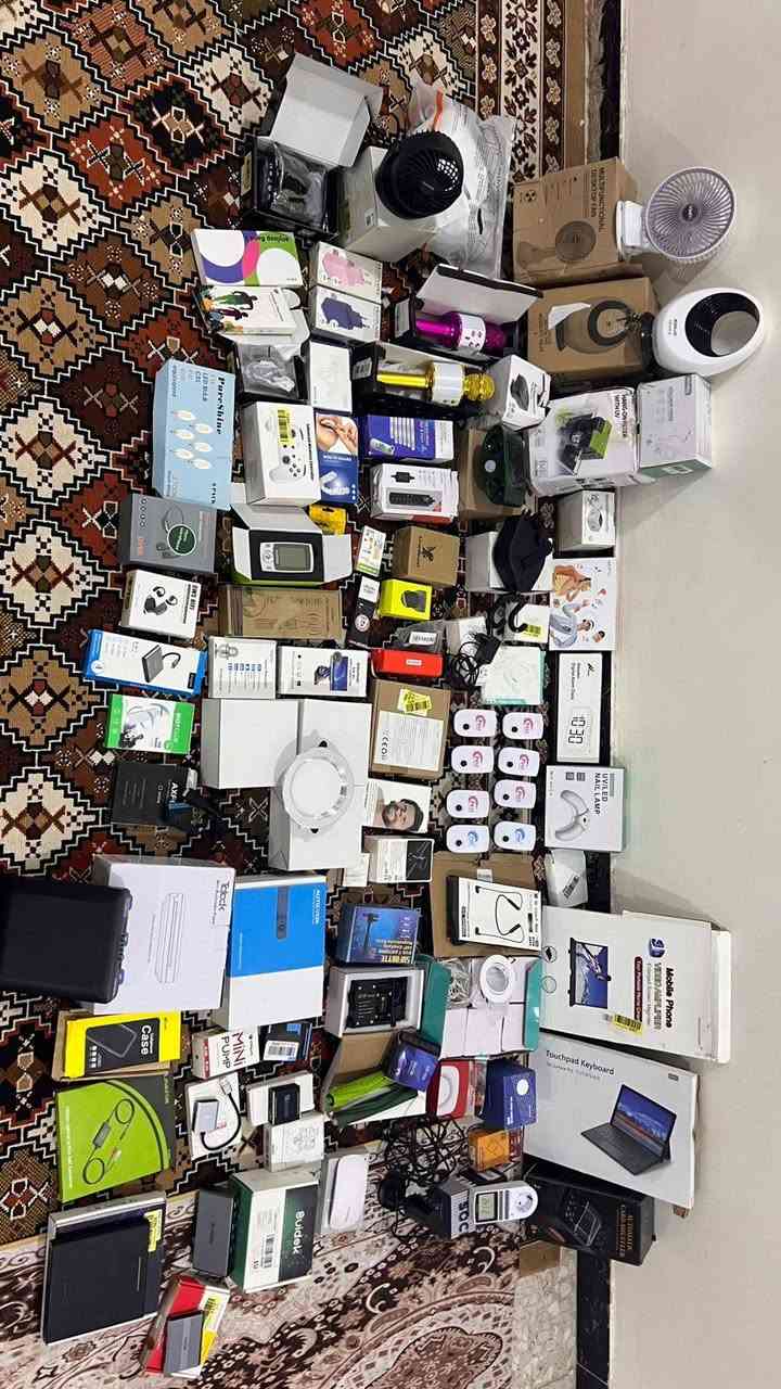 شلعة امزون بريطاني اللكتروني 
96 قطعه محسوبات 90 كله شغال
تواصل واتساب 
*********** 📞💻📲💸
