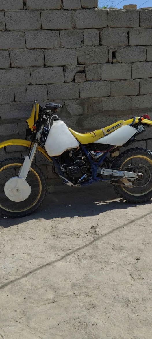 قفاز سوزوكي شاد الهه مكينه 200  cc مكينة جديدة قفلهه750 الف.  دراجه شغاله من الطول للطول بيهه او راق منفيس  اوياهه غراض احتياطيه انطيهن  ي الدراجه أوراق. مكفوله عشائر سرقه مكفوله كفاله عامه قفل قفل قفل من الخير اب 750 الف غير هاذا السعر ابد ما ابييع مكاني ناصريه شراي اتصل *********** Colombo, Sri Lanka
