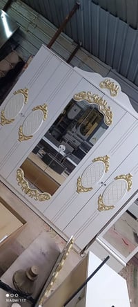 اشتري غرف نوم  يوجد غرفه تركي 9 قطع اخت جديد  07819722984
